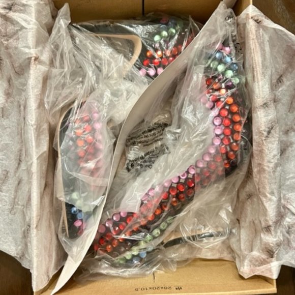 NEW JESSICA SIMPSON Preppi Rainbow Jewel Embellished Pumps | Size 8 - Picture 2 of 4